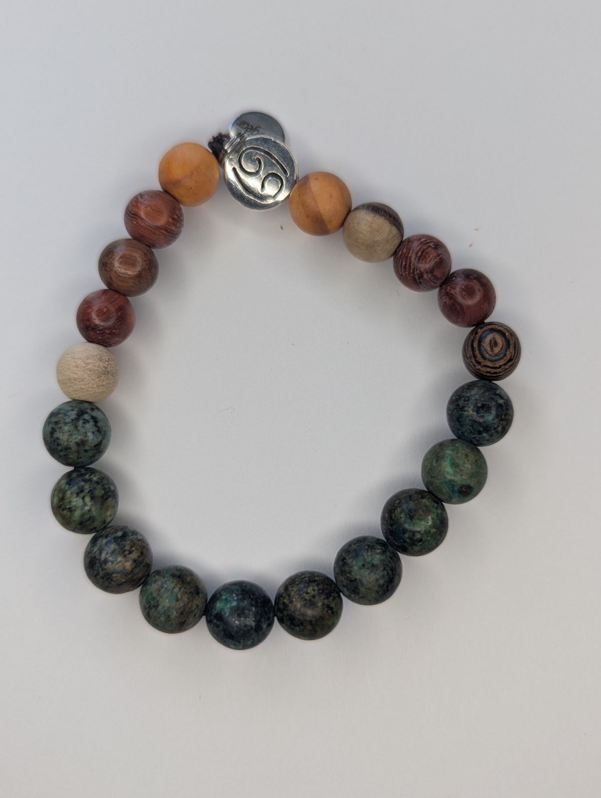 Natural stone and crystal bracelet